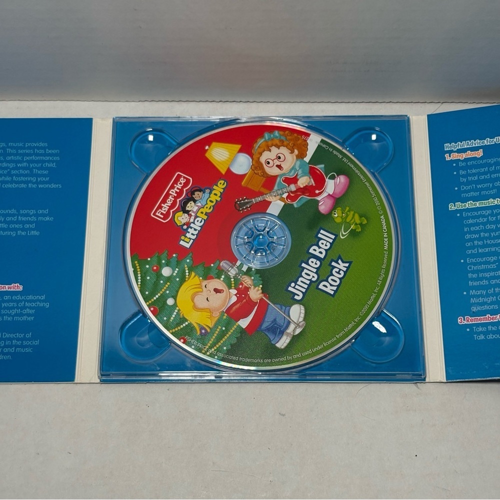 Fisher Price Little People 2010 Jingle Bell Rock Christmas CD - Picture 3 of 4